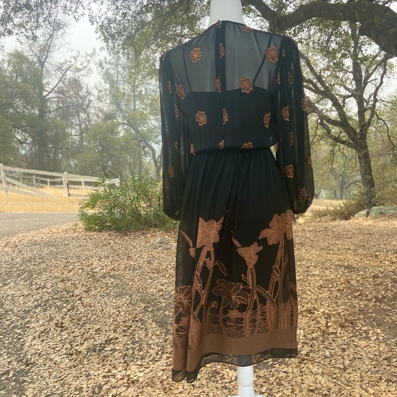 Vintage | Handmade Floral Chiffon Boho Dream Dress - Picture 13 of 16